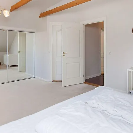 Holiday home Luxury Retreat With Pool - By Traum *