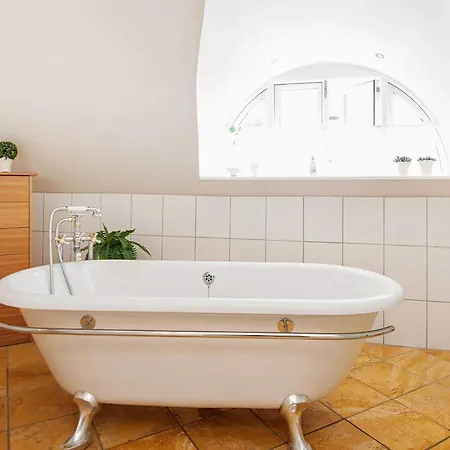 Luxury Retreat With Pool - By Traum *