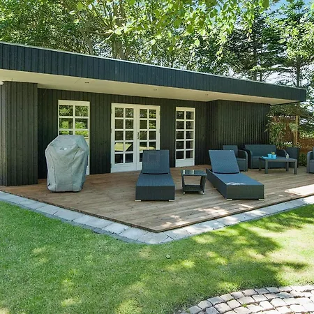 Luxury Retreat With Pool - By Traum Bramming